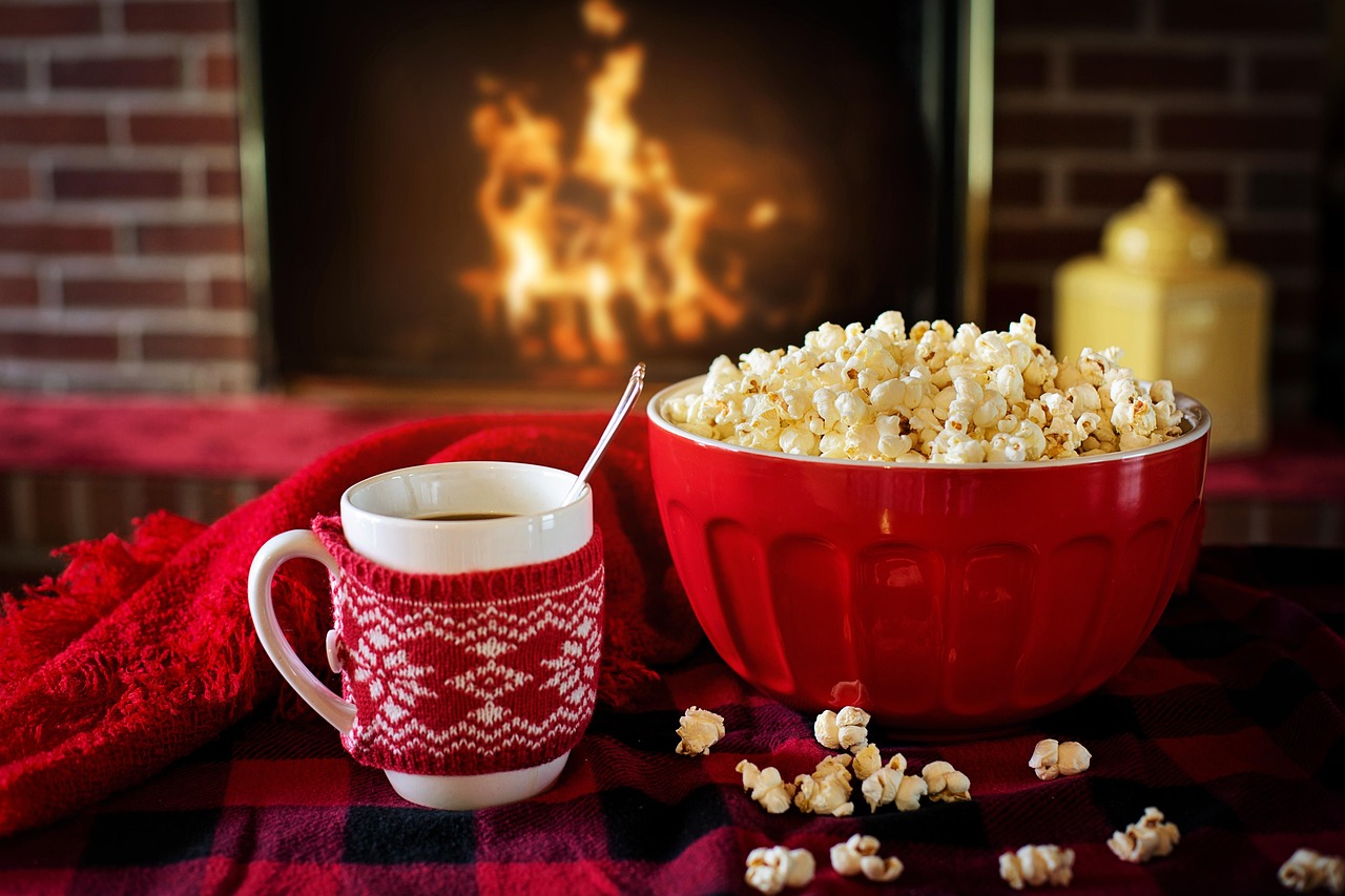 Sfeervolle hoek met vintage hygge accessoires. Sfeervolle hoek met vintage hygge accessoires.